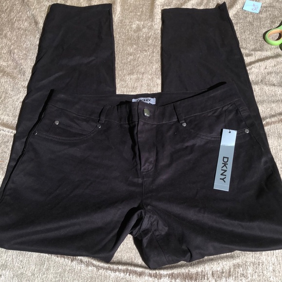 Dkny Pants - DKNY  black pants. NWT (Reduced)